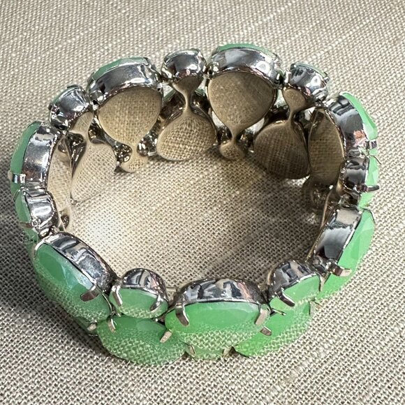 Park Lane South Beach Mint Green Stretch Bracelet Retired Hostess Exclusive - Picture 3 of 6